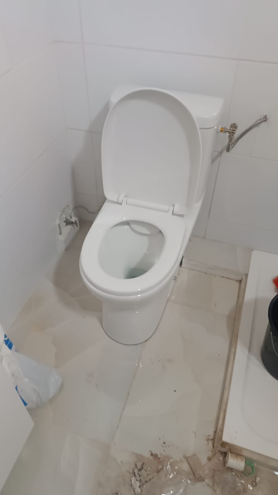 Remplacement WC urgence